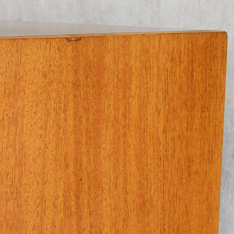 デンマーク Rud Thygesen & Johnny Sorensen ブック/レコードキャビネット8-63