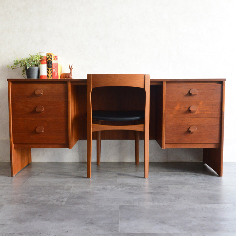 STAG スタッグ　デスク13(天板剝離再塗装済）