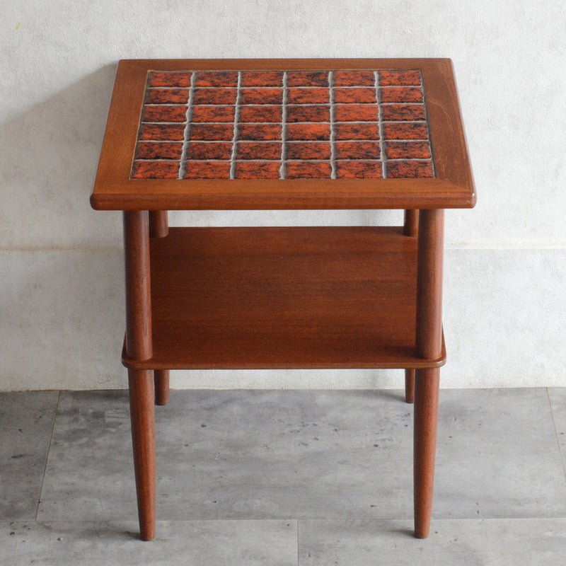 デンマークヴィンテージ ブラウンタイル チークサイドテーブル 8-62