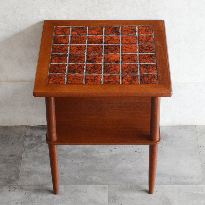 デンマークヴィンテージ ブラウンタイル チークサイドテーブル 8-62