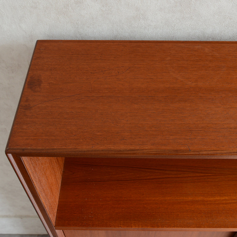 デンマーク ヴィンテージ　木扉付チークシェルフ5-10（オイル仕上）