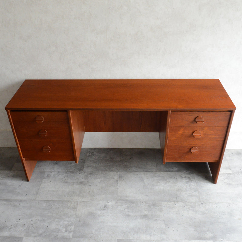 STAG スタッグ　デスク13(天板剝離再塗装済）