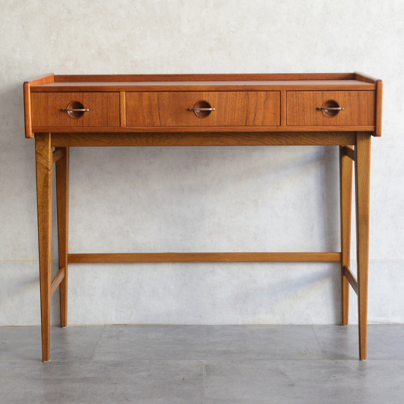 デンマークヴィンテージ　ドレッシングデスク　6-19