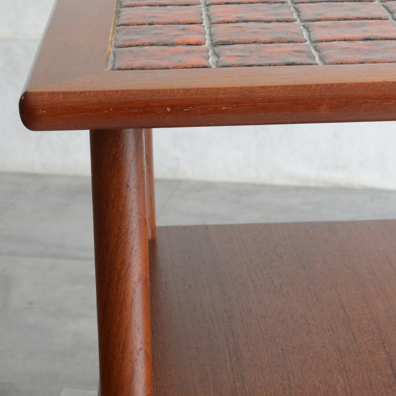 デンマークヴィンテージ ブラウンタイル チークサイドテーブル 8-62