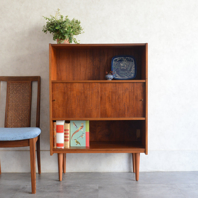デンマークヴィンテージ　チークシェルフ（木扉付）8-60
