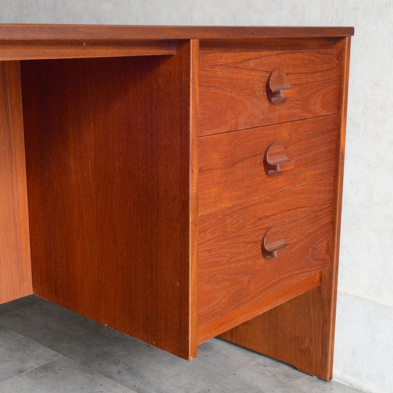 STAG スタッグ　デスク13(天板剝離再塗装済）