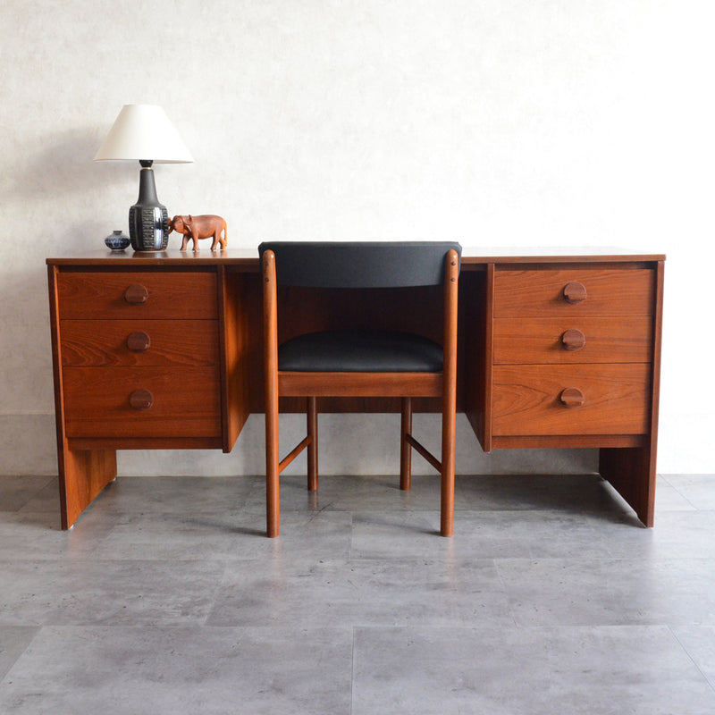 STAG スタッグ　デスク21(天板剝離再塗装済）