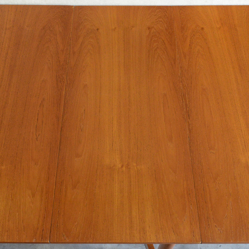 ミッドセンチュリー ヴィンテージ　ゲートレッグダイニングテーブル49 (レクタングル・天板剝離再塗装済）