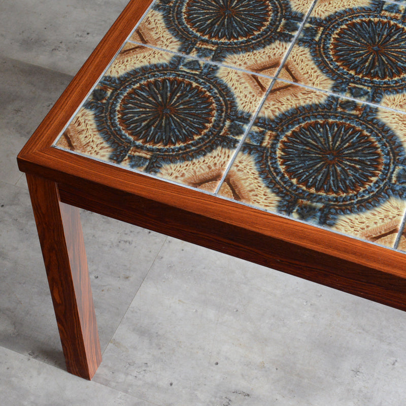 デンマークヴィンテージ タイルトップローテーブル P-17（ローズウッド）