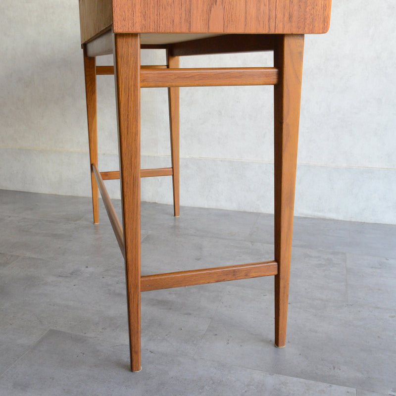 デンマークヴィンテージ　ドレッシングデスク　6-19