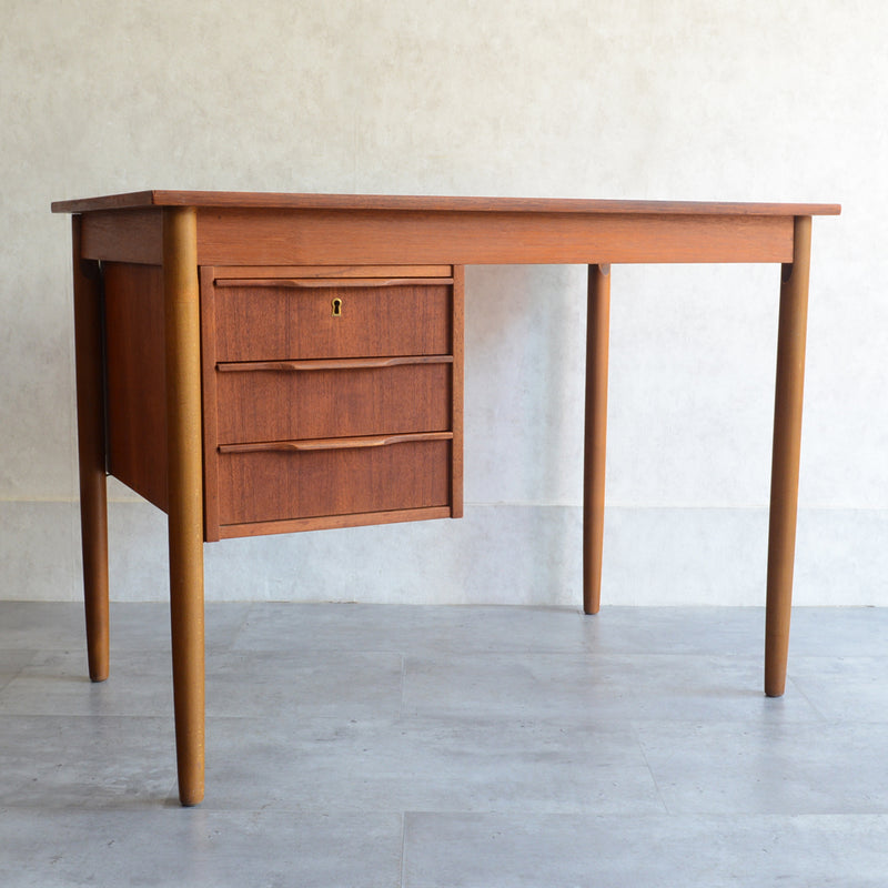 デンマークヴィンテージチークデスク　 5-43
