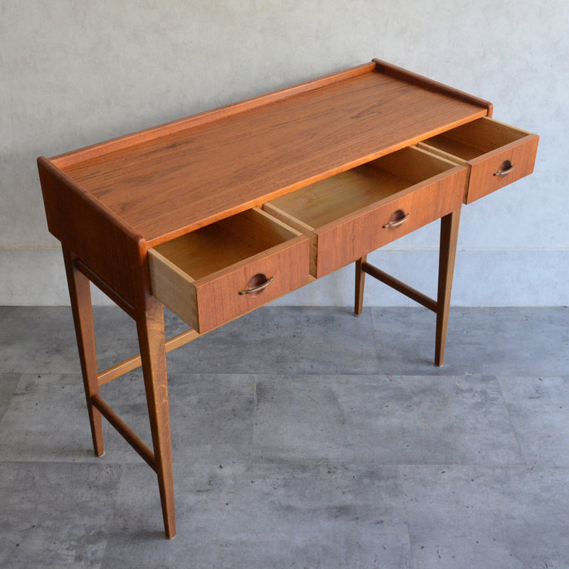 デンマークヴィンテージ　ドレッシングデスク　6-19