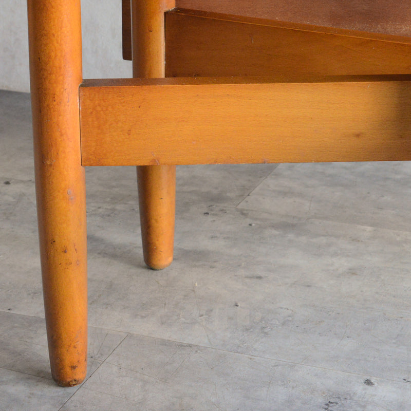 ミッドセンチュリー ヴィンテージ　ゲートレッグダイニングテーブル49 (レクタングル・天板剝離再塗装済）