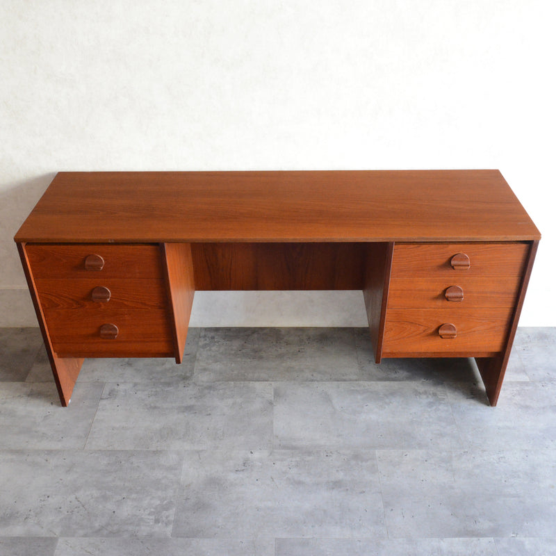 STAG スタッグ　デスク21(天板剝離再塗装済）