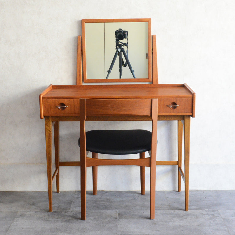デンマークヴィンテージ　ドレッシングデスク　6-19