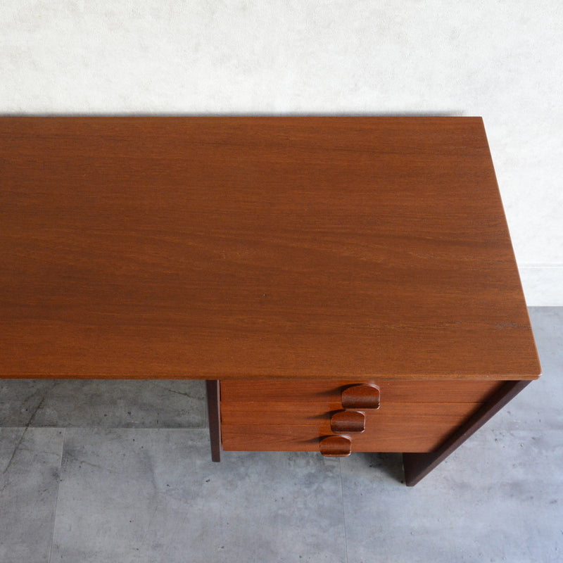 STAG スタッグ　デスク21(天板剝離再塗装済）