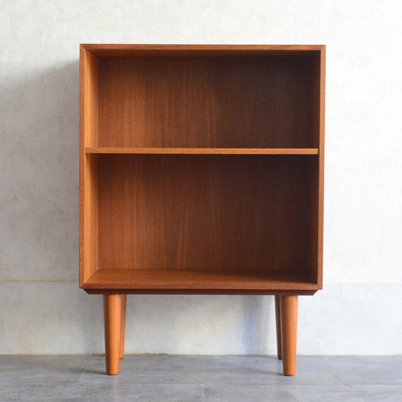 デンマーク ヴィンテージ　チーク ブックシェルフ　6-18