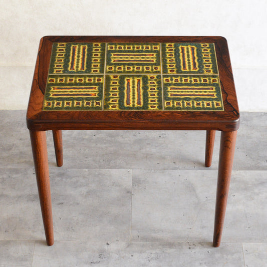 デンマークヴィンテージ タイルトップ ローズウッドサイドテーブル6-90