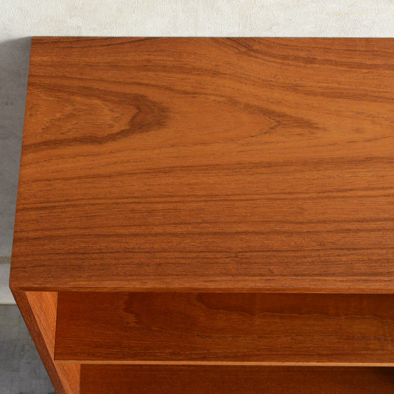 デンマーク ヴィンテージ　チーク ブックシェルフ　6-18