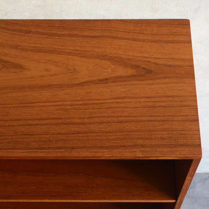 デンマーク ヴィンテージ　チーク ブックシェルフ　6-18