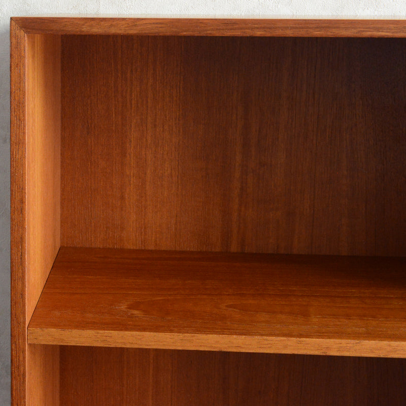 デンマーク ヴィンテージ　チーク ブックシェルフ　6-18