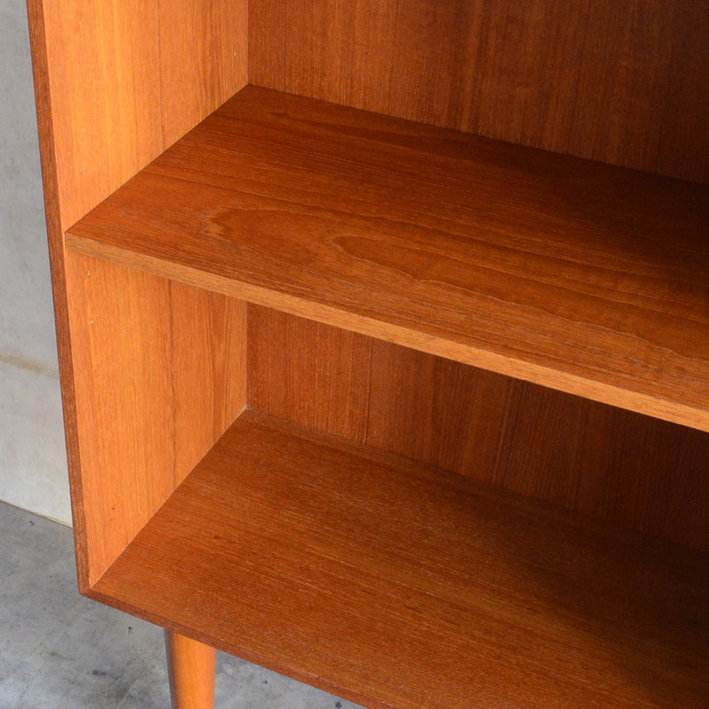 デンマーク ヴィンテージ　チーク ブックシェルフ　6-18