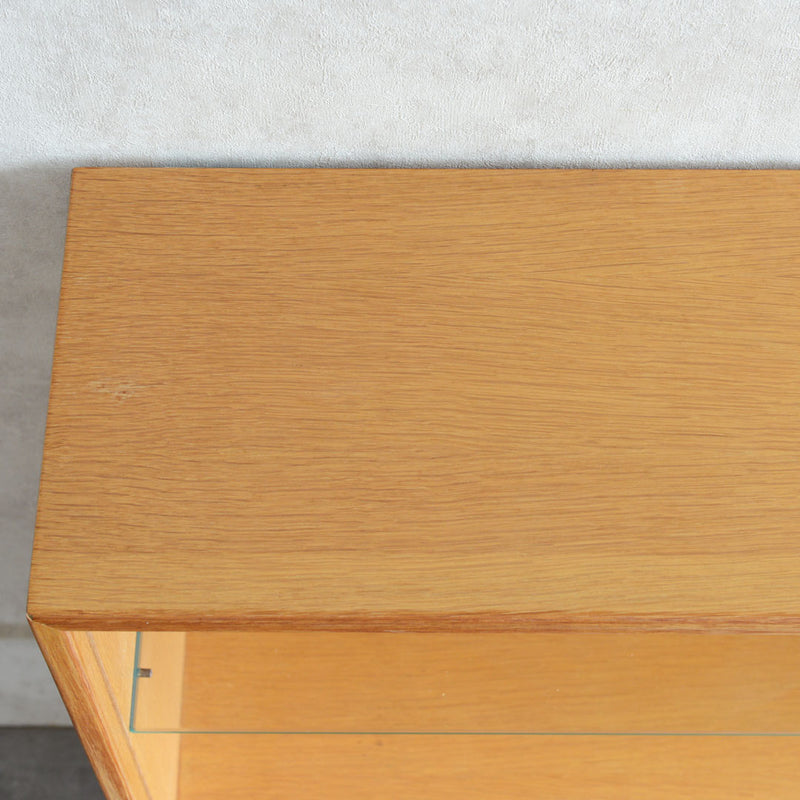 デンマーク オーク ガラスキャビネット 5-19 (オイル仕上）