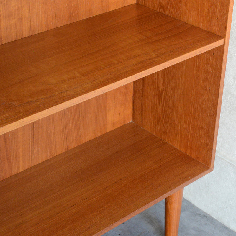 デンマーク ヴィンテージ　チーク ブックシェルフ　6-18