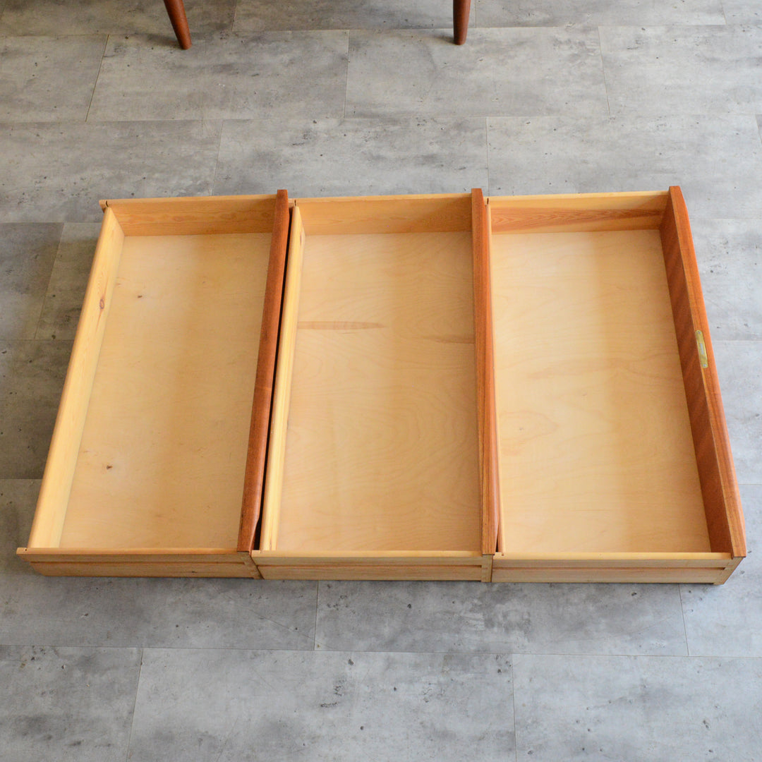 デンマークヴィンテージ  チーク３段チェスト5-172(鍵付）