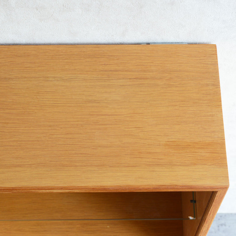 デンマーク オーク ガラスキャビネット 5-19 (オイル仕上）