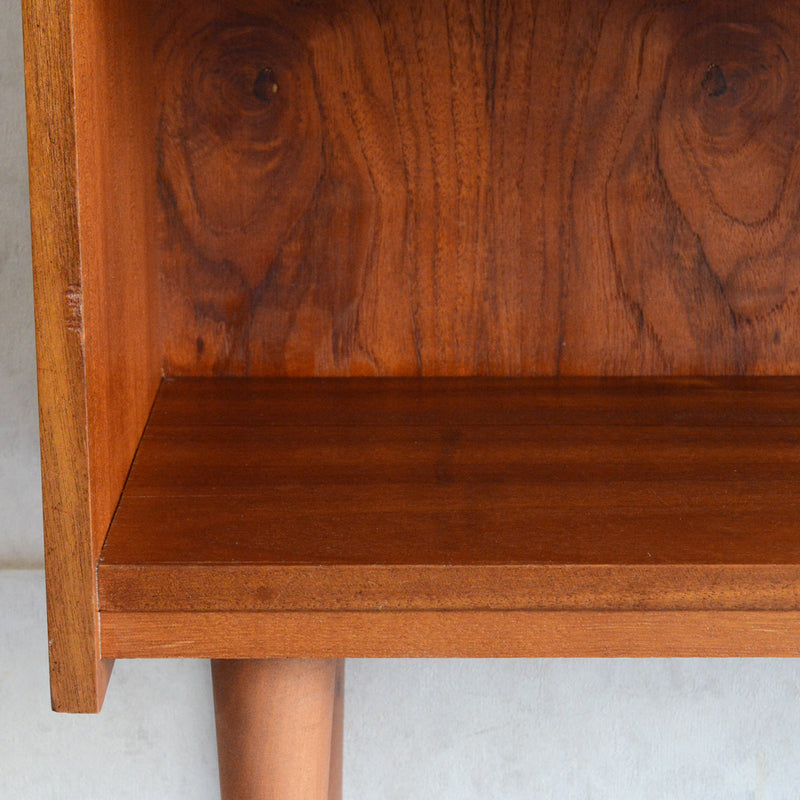 デンマークヴィンテージ　チークシェルフ（木扉付）8-60