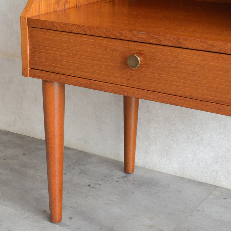 スウェーデンヴィンテージ　チーク スモールチェスト/サイドテーブルP-3