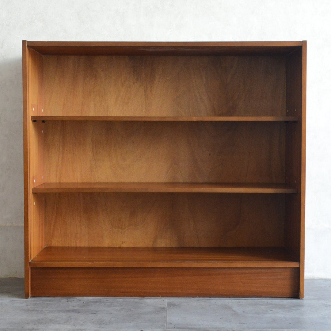 ミッドセンチュリー ヴィンテージ ガラスキャビネット 87