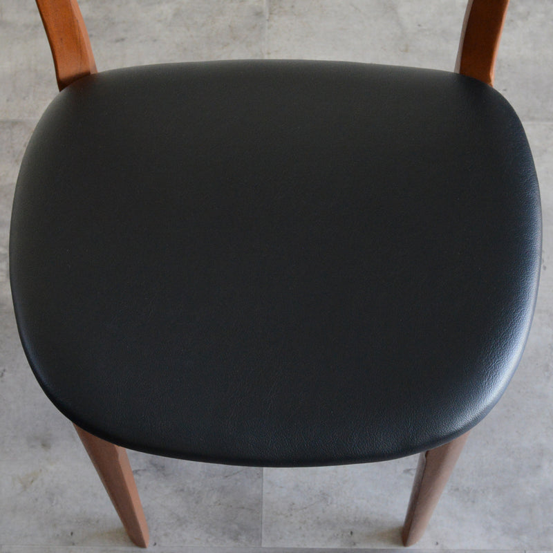 Nathan ネイサン　ダイニングチェアＢ（張替済）