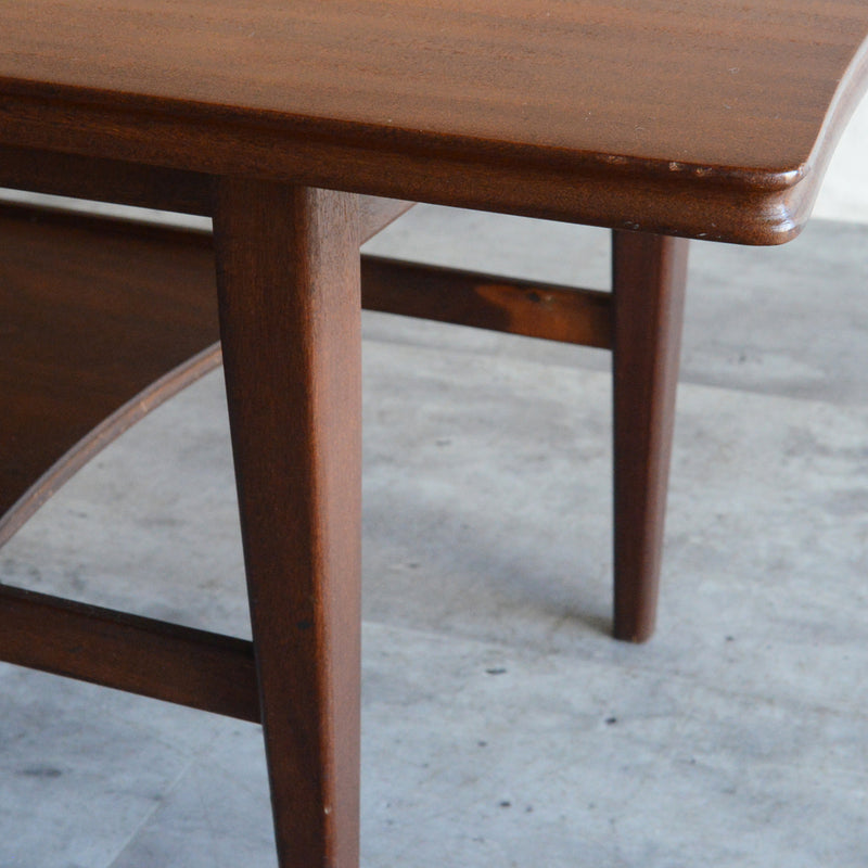 Richard Hornby ローテーブル 36 (天板剥離再塗装済）