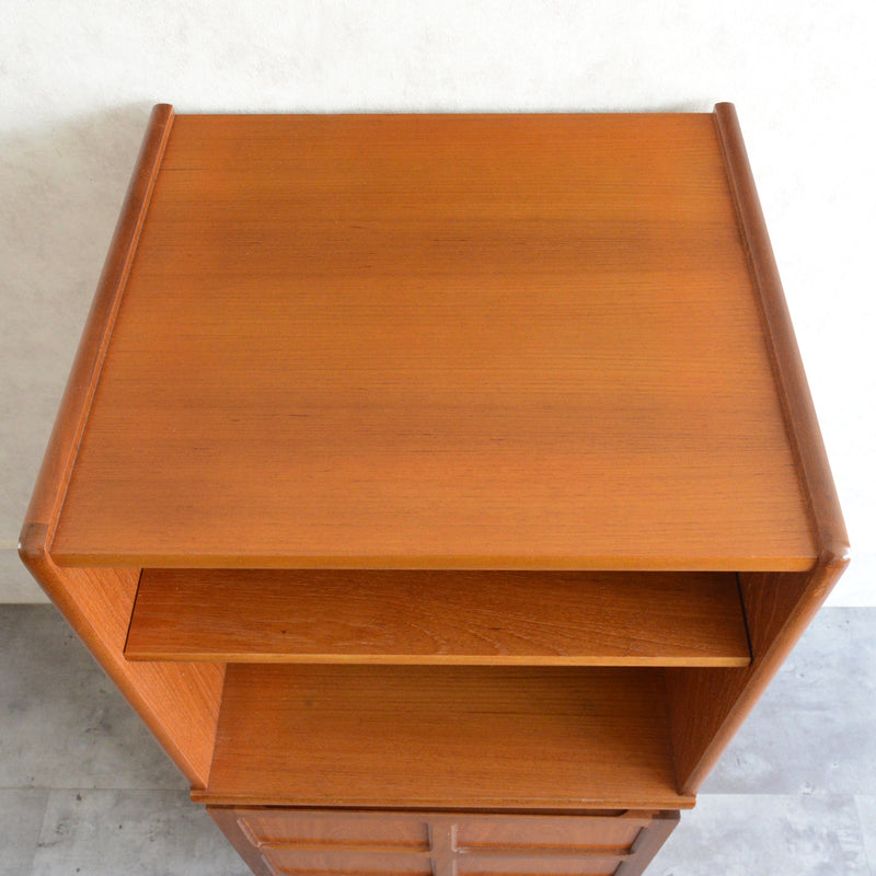 Nathan ネイサン オーディオラック/レコードキャビネット48 (天板隔離再塗装済）