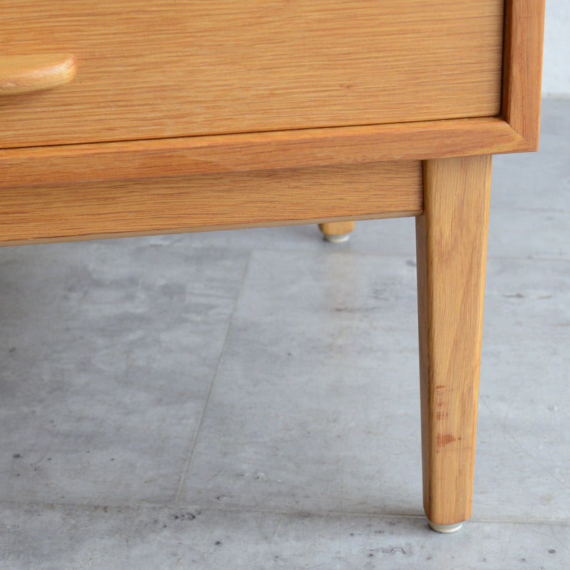 デンマーク オーク ガラスキャビネット 5-19 (オイル仕上）