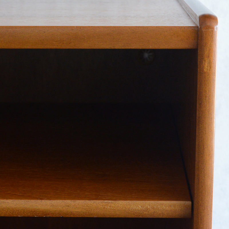 Nathan ネイサン オーディオラック/レコードキャビネット48 (天板隔離再塗装済）