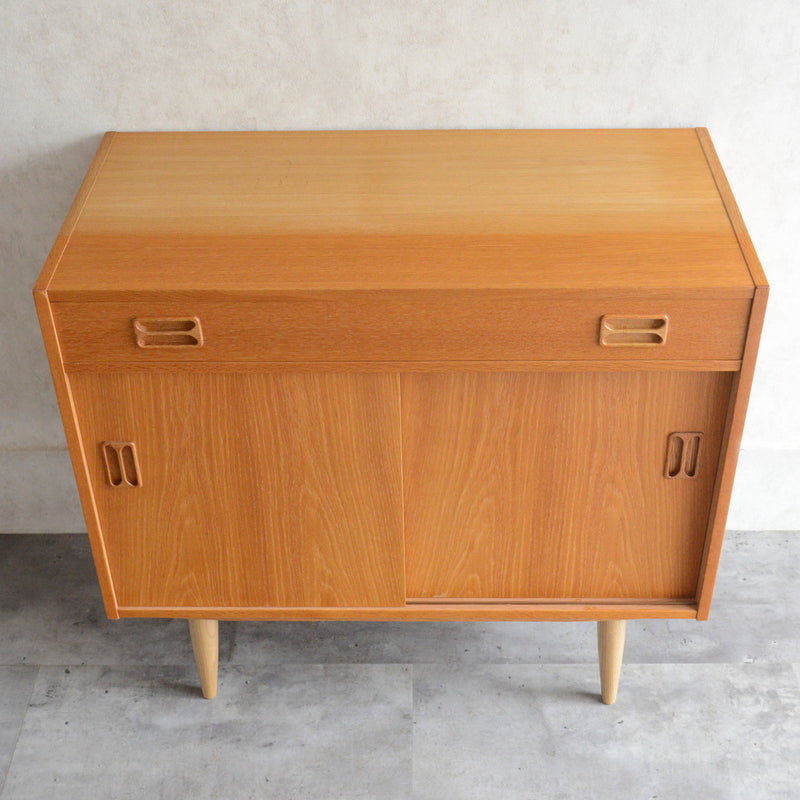 デンマーク ヴィンテージ  オークキャビネット (抽斗付)5-79