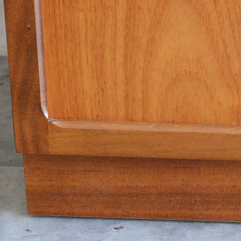 Nathan ネイサン オーディオラック/レコードキャビネット48 (天板隔離再塗装済）