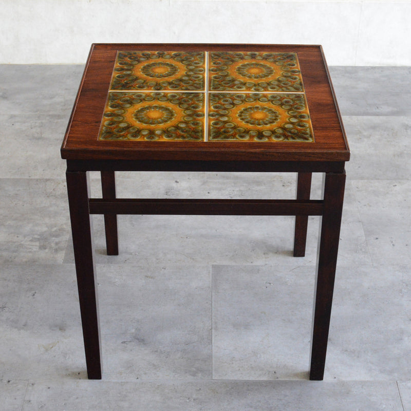 デンマーク ヴィンテージ タイルトップ サイドテーブル6-22(ローズウッド）