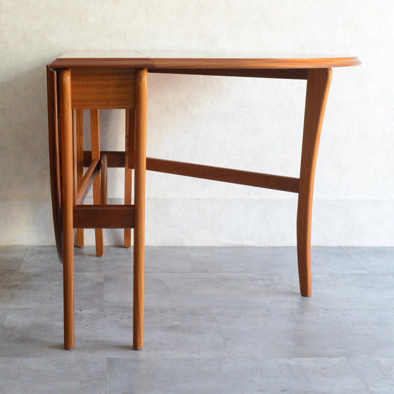 ミッドセンチュリー ゲートレッグ ダイニングテーブル 43(オーバル）