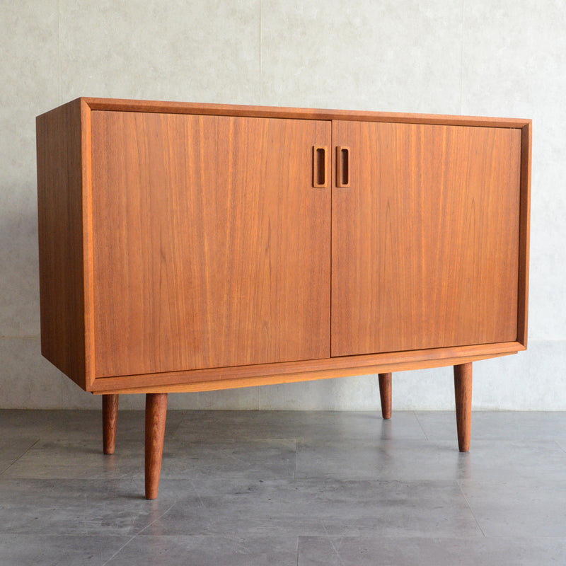 デンマーク ヴィンテージ Johannes Sorth サイドボード5-164