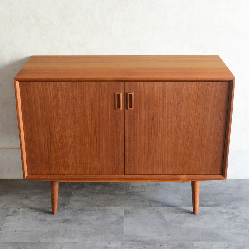 デンマーク ヴィンテージ Johannes Sorth サイドボード5-164