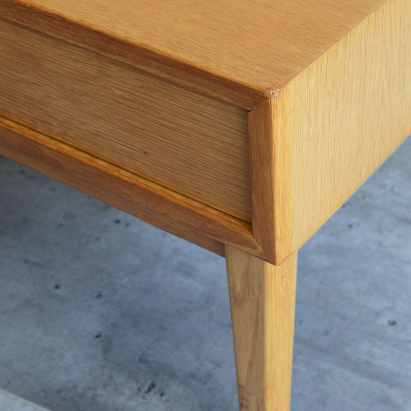 デンマーク オーク ガラスキャビネット 5-19 (オイル仕上）