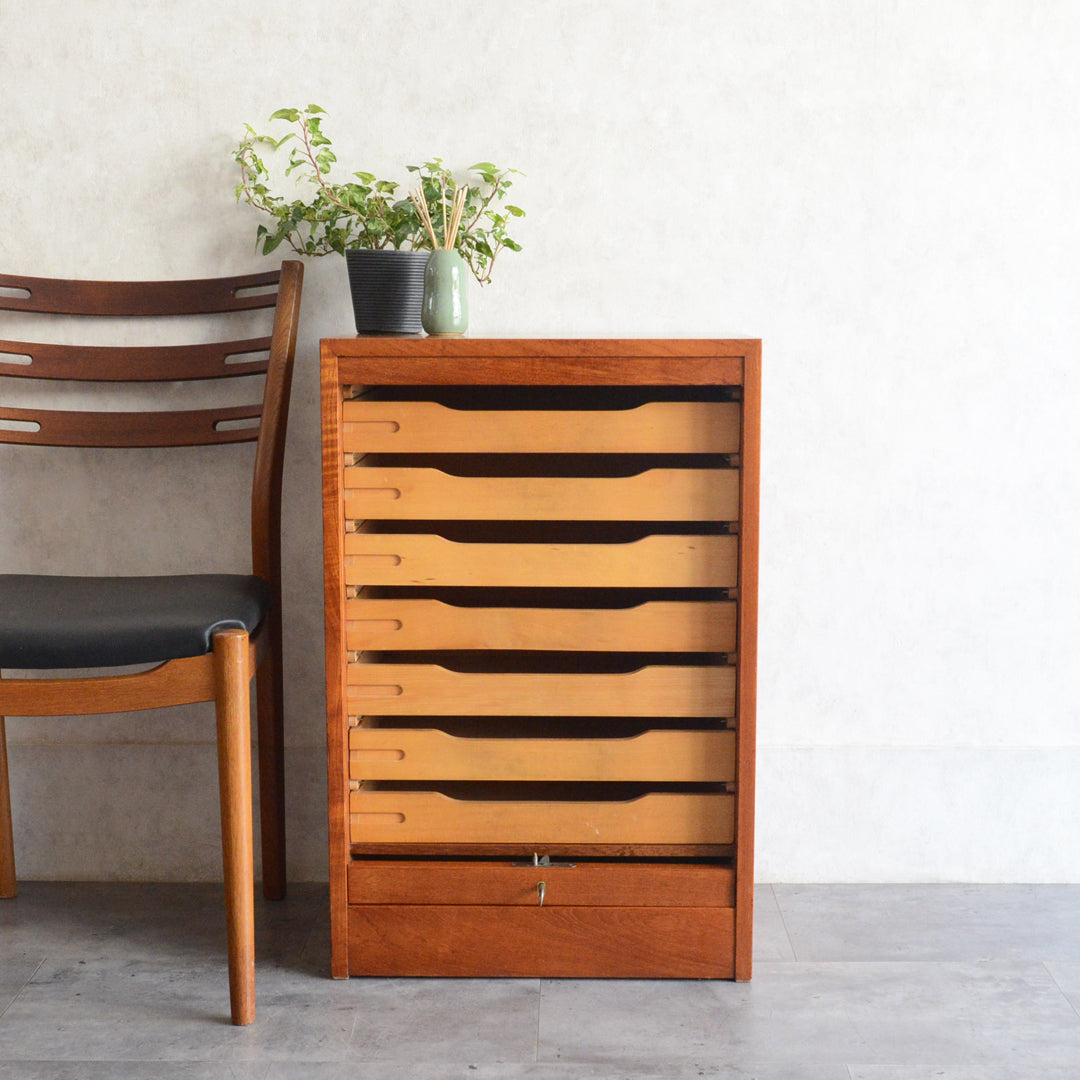 収納家具 – Rowan.inc