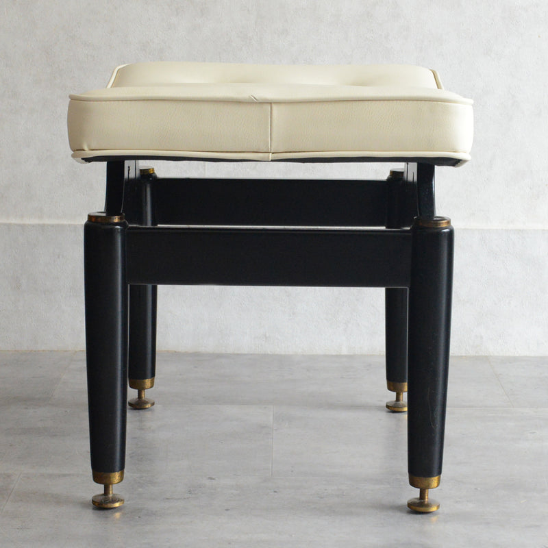 G-PLAN ジープラン  スツール/オットマン01（張替済アイボリーレザー）