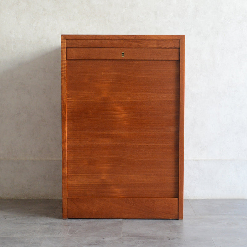 デンマークヴィンテージ  ロールアップファイルキャビネット6-82(鍵付）