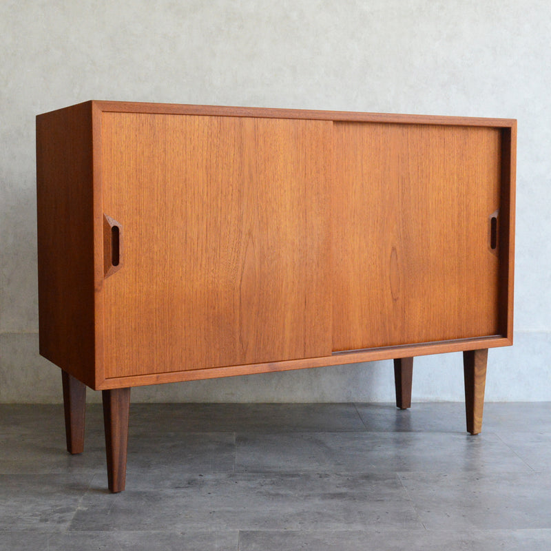 デンマーク ヴィンテージ Sven Ellekaer  チークサイドボード 5-138