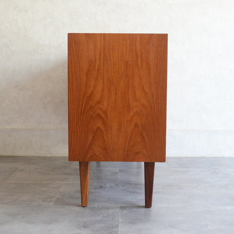 デンマーク ヴィンテージ Sven Ellekaer  チークサイドボード 5-138